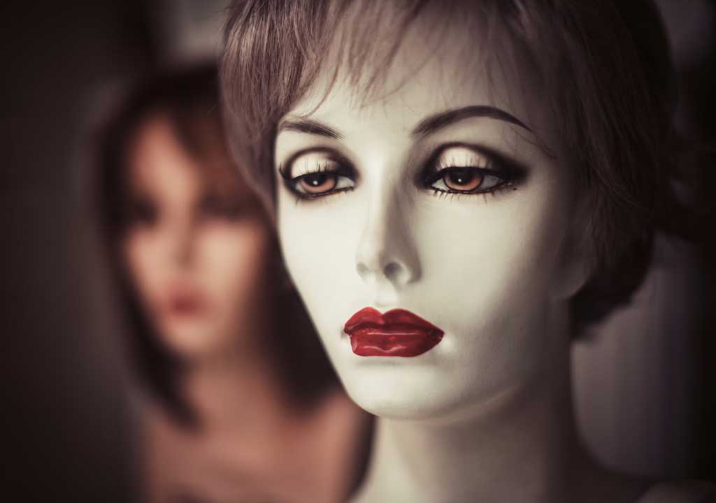 Heat Styling Wigs Safely: Temperature Rules to Preserve Fiber