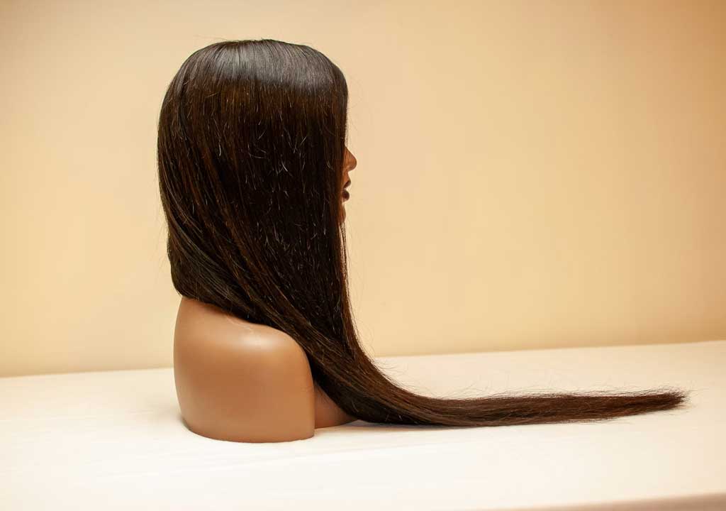 Wigs maintenance essentials: washing, detangling, storage